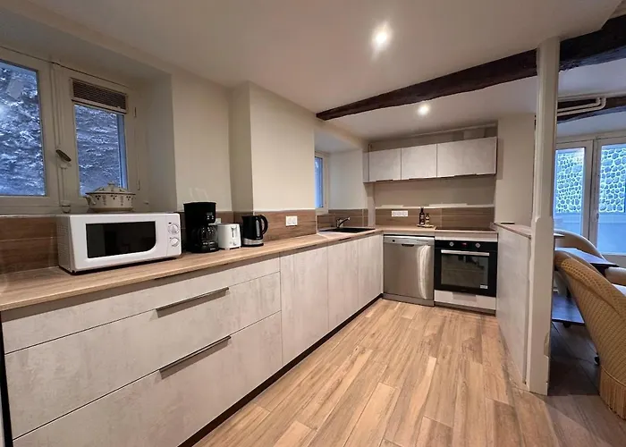 La Petite Maison De La Place Murat